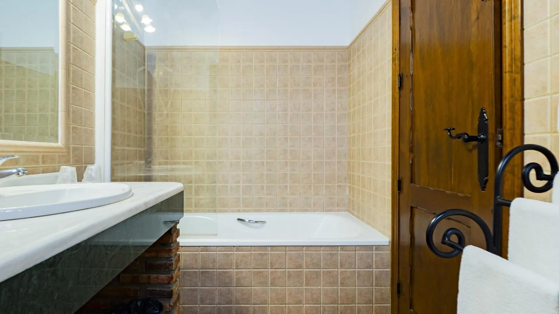 Cubo'S Hotel Cortijo San Antonio & Caminito Del Rey 卡萨拉博内拉 招待所